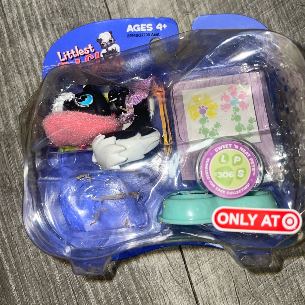 Littlest pet shop